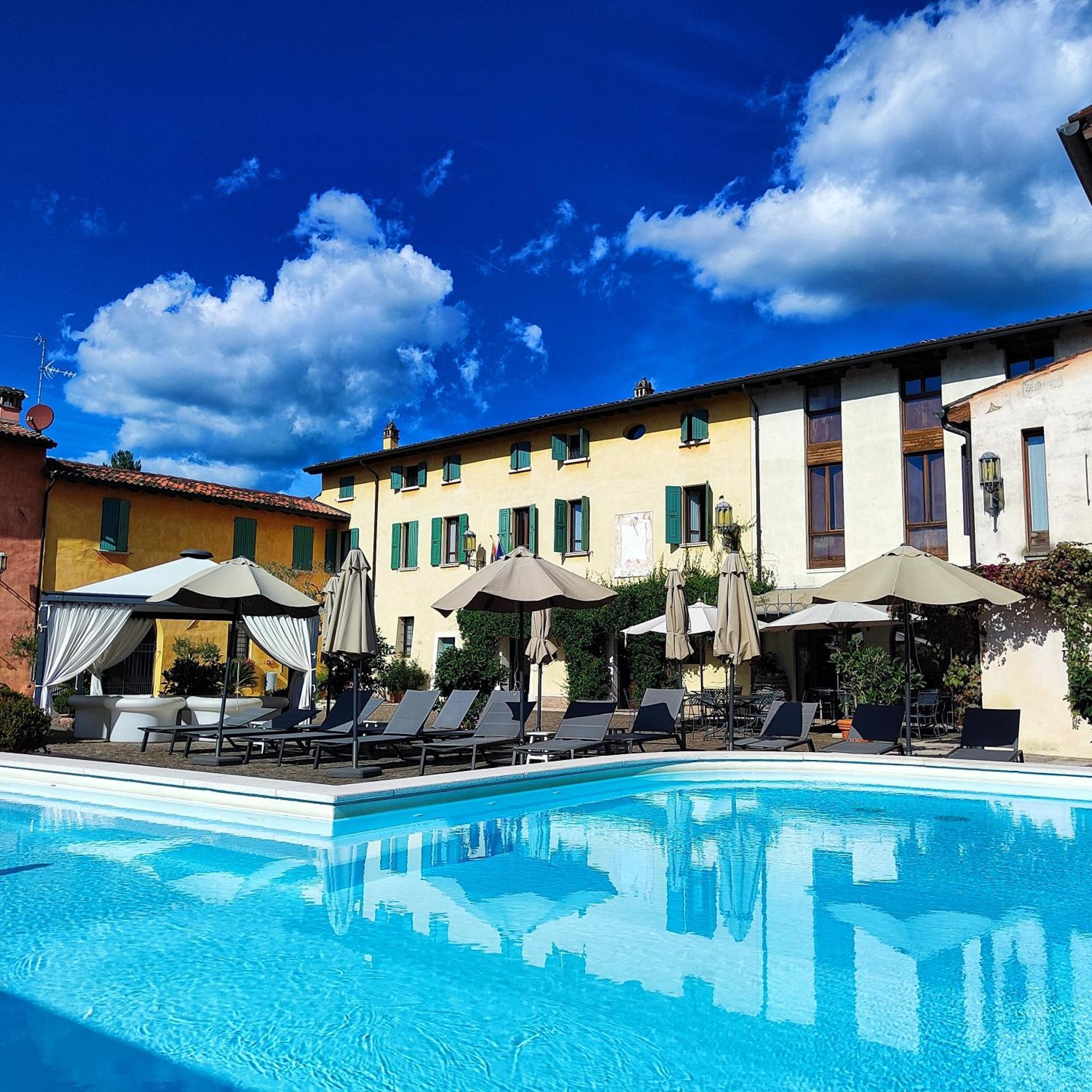 Corte Uccellanda Relais มอนซามบาโน ภายนอก รูปภาพ